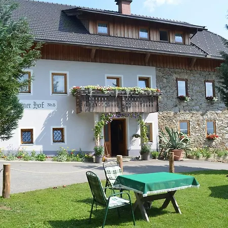 Konukevi Turnerhof Millstatt